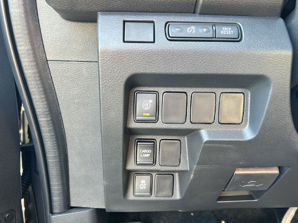 2027 Nissan Frontier SV 12