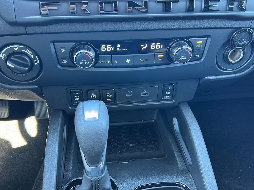 2027 Nissan Frontier SV 13