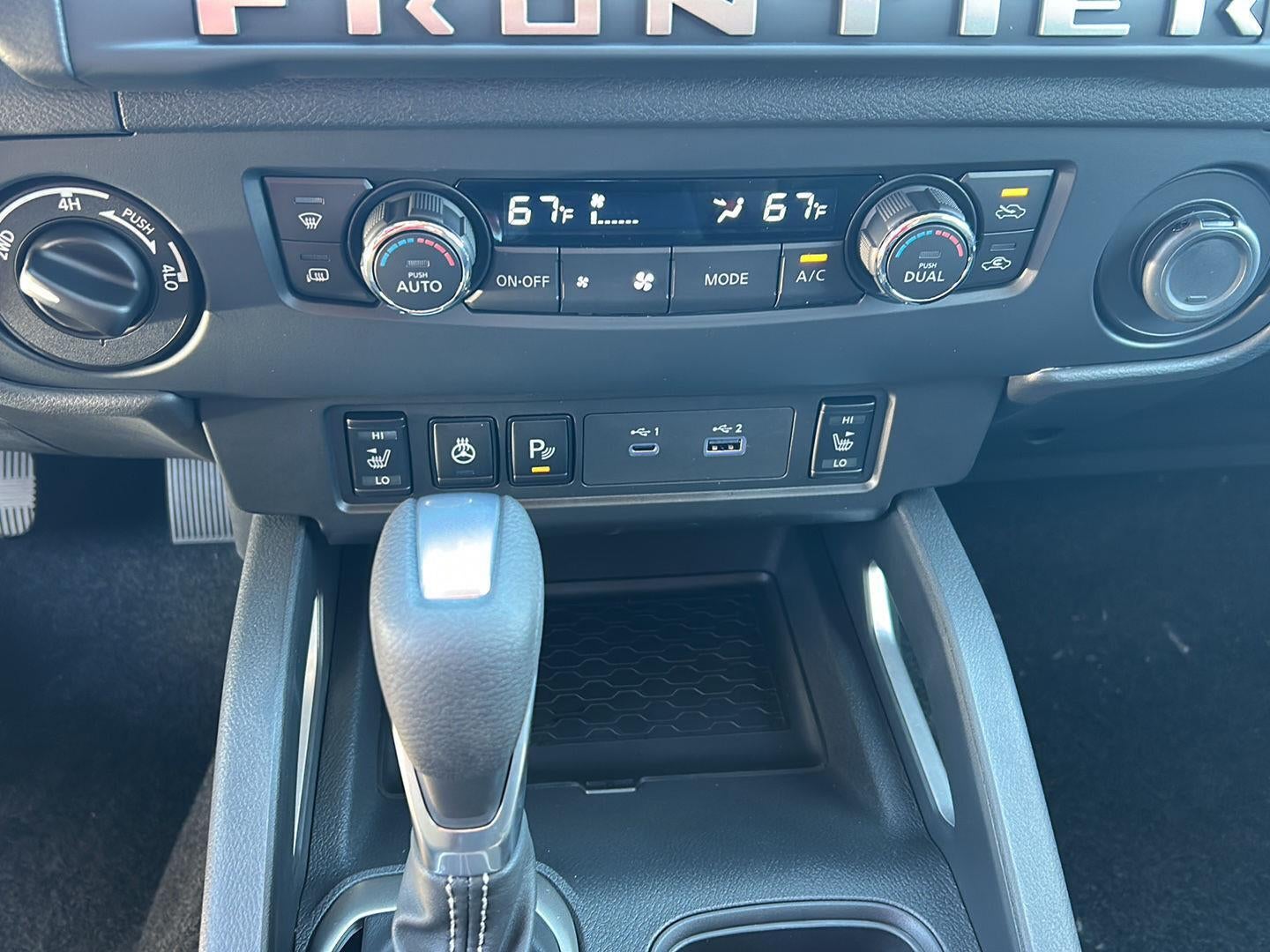2027 Nissan Frontier SV