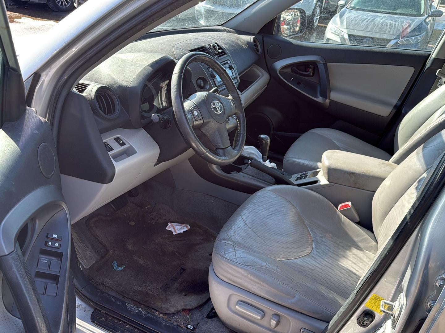 2012 Toyota RAV4 Limited V6 4WD