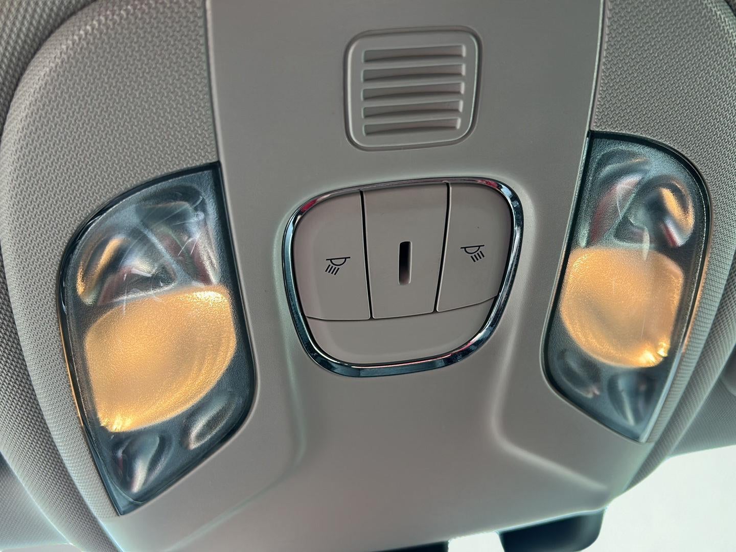 2021 Jeep Compass Limited 17