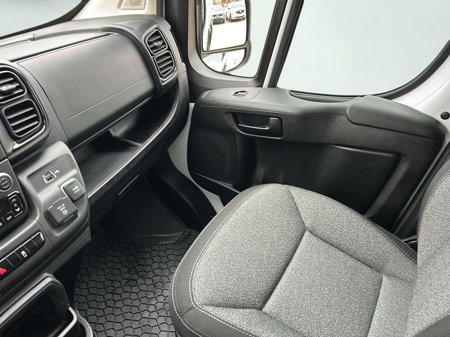 2024 RAM ProMaster Cargo Van Tradesman