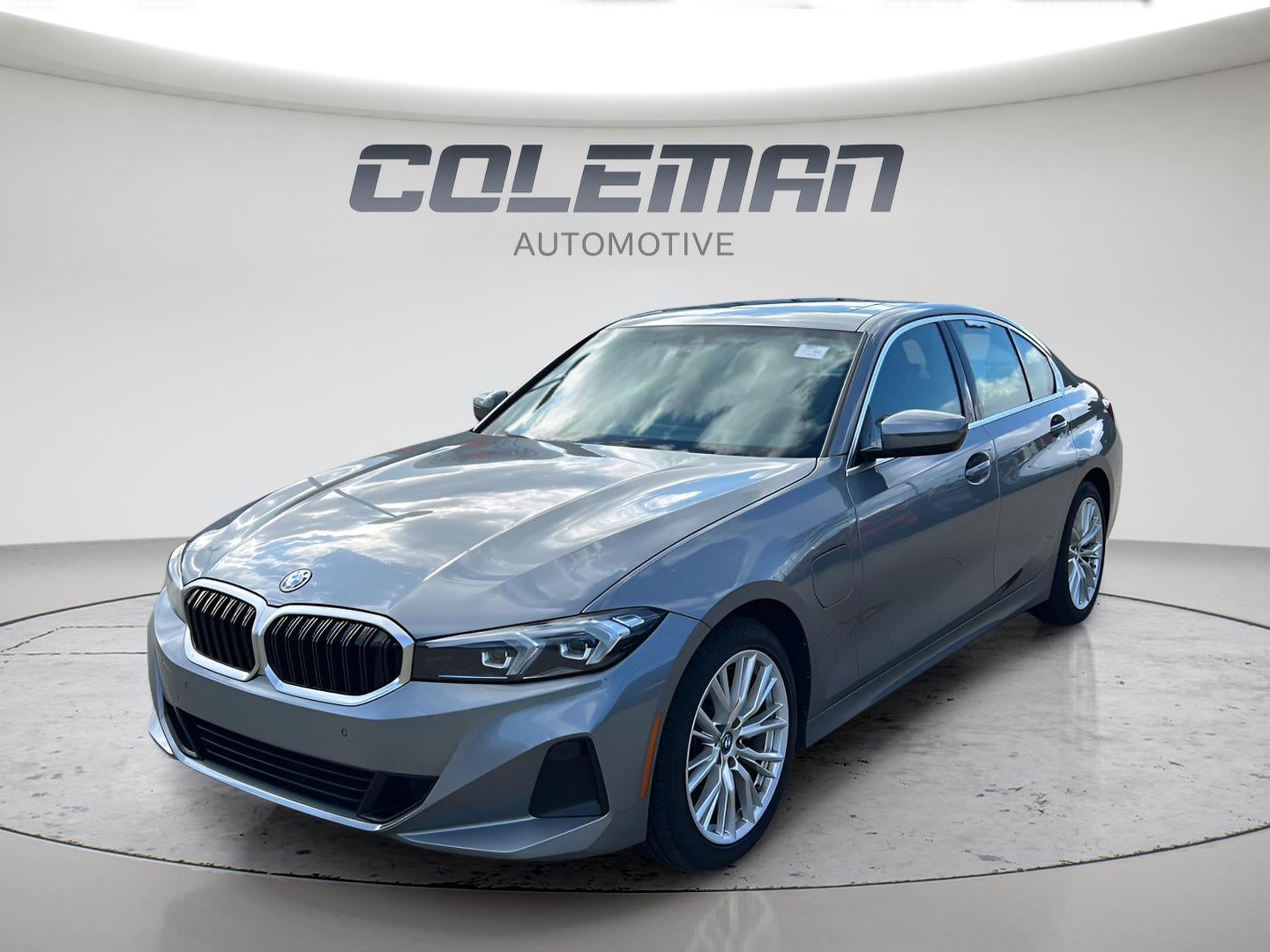2024 BMW 3 Series 330e xDrive