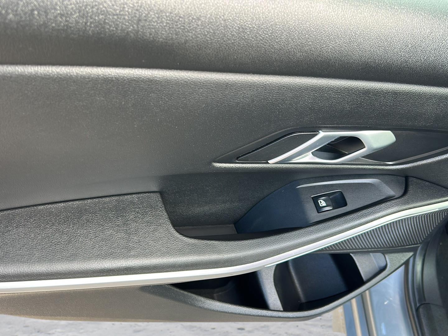 2024 BMW 3 Series 330e xDrive