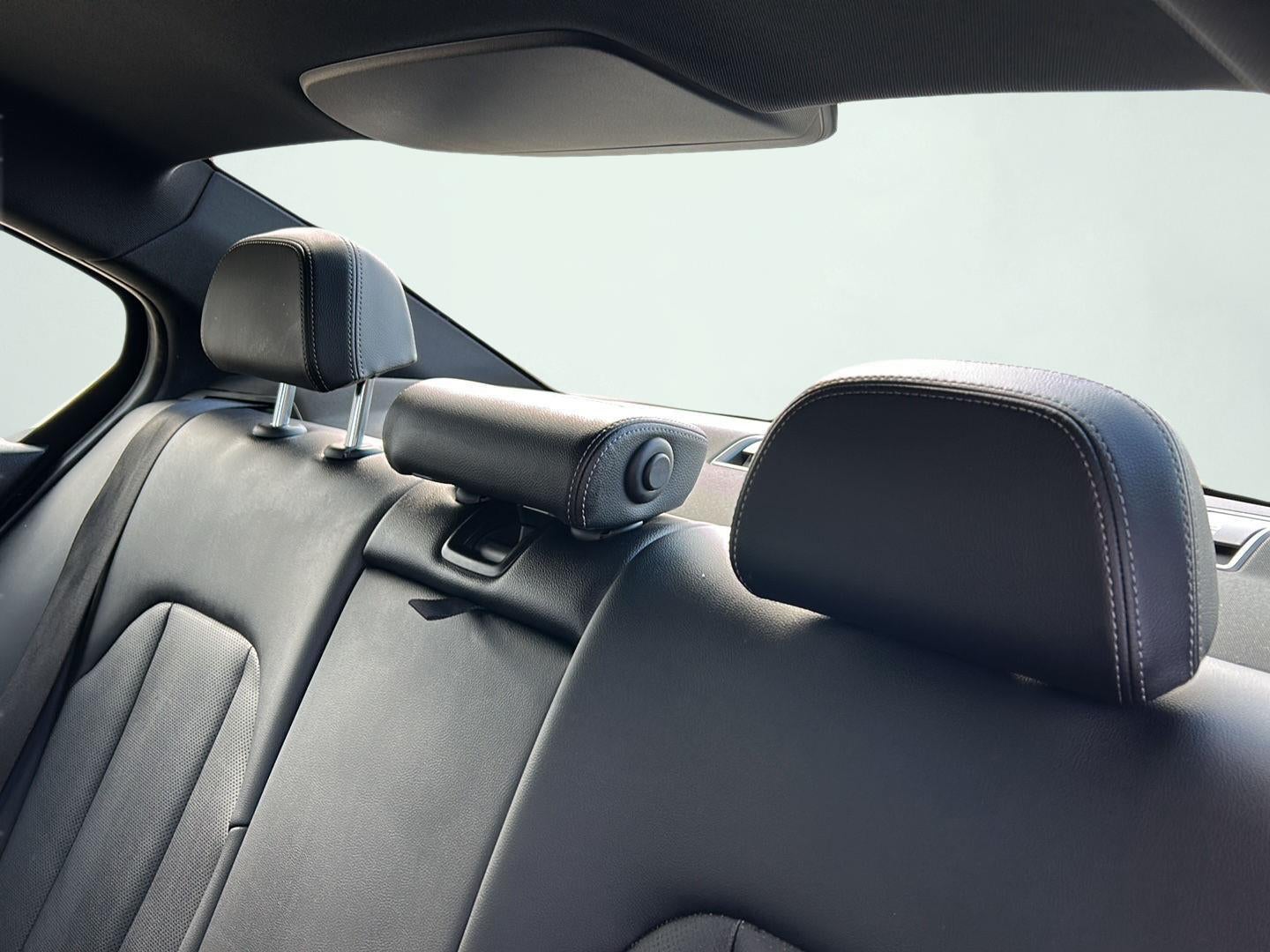 2024 BMW 3 Series 330e xDrive