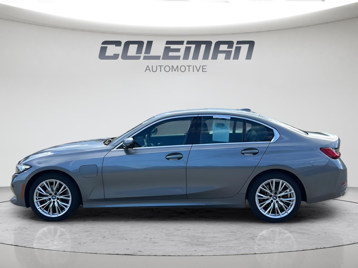 2024 BMW 3 Series 330e xDrive