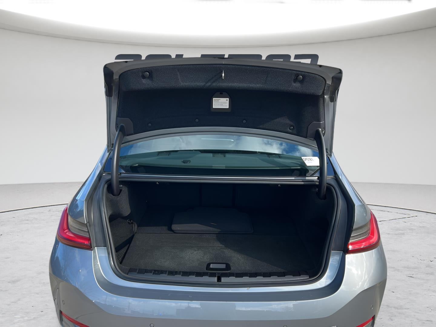 2024 BMW 3 Series 330e xDrive