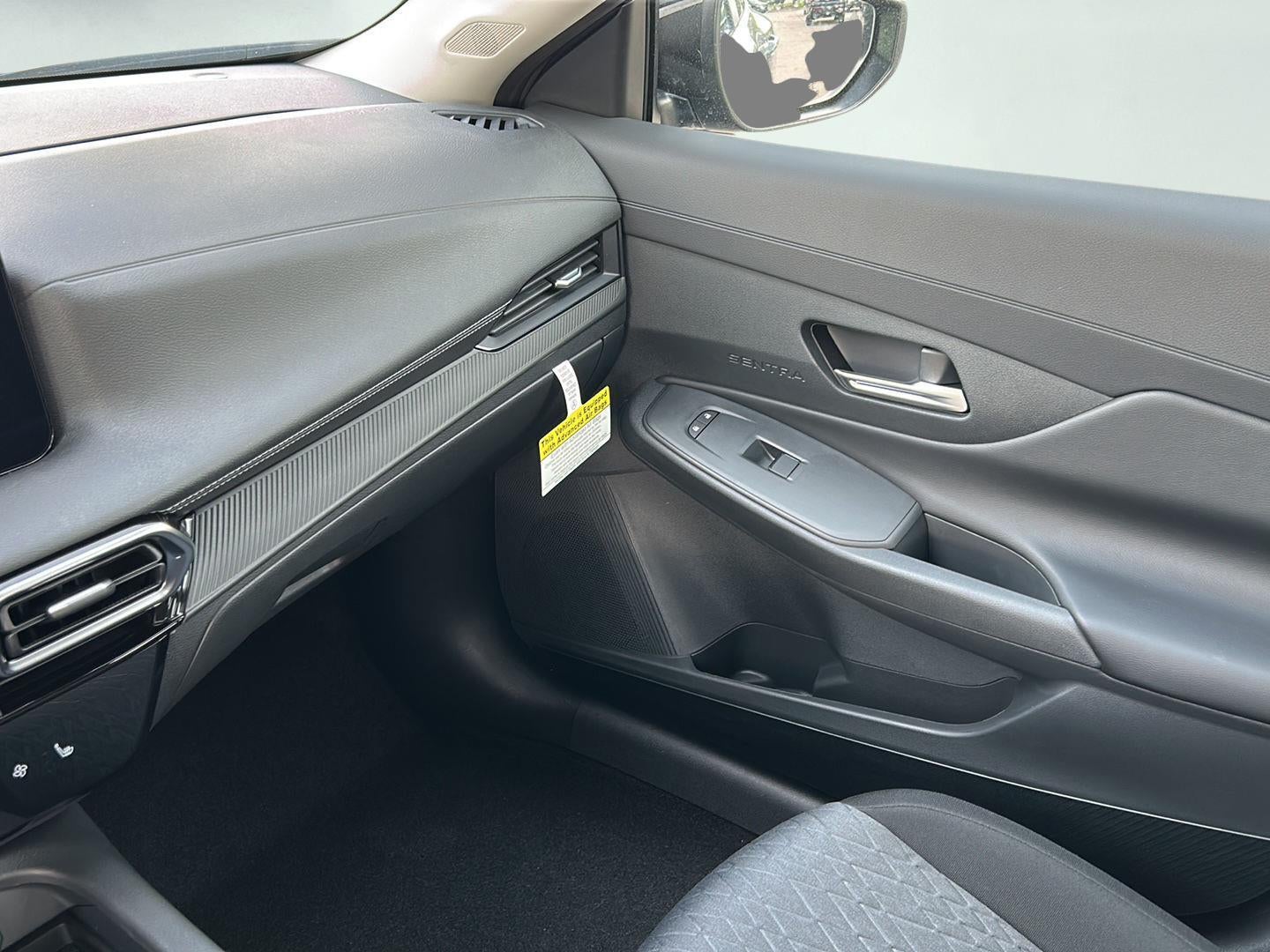 2027 Nissan Sentra SV 18