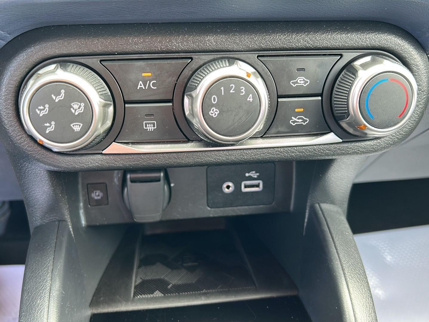 2024 Nissan Versa SV