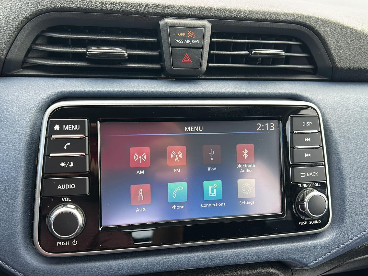 2024 Nissan Versa SV