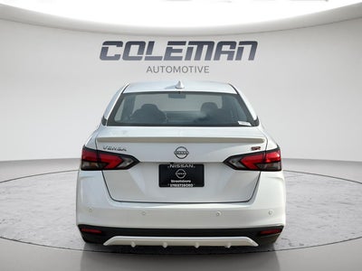 2025 Nissan Versa SR