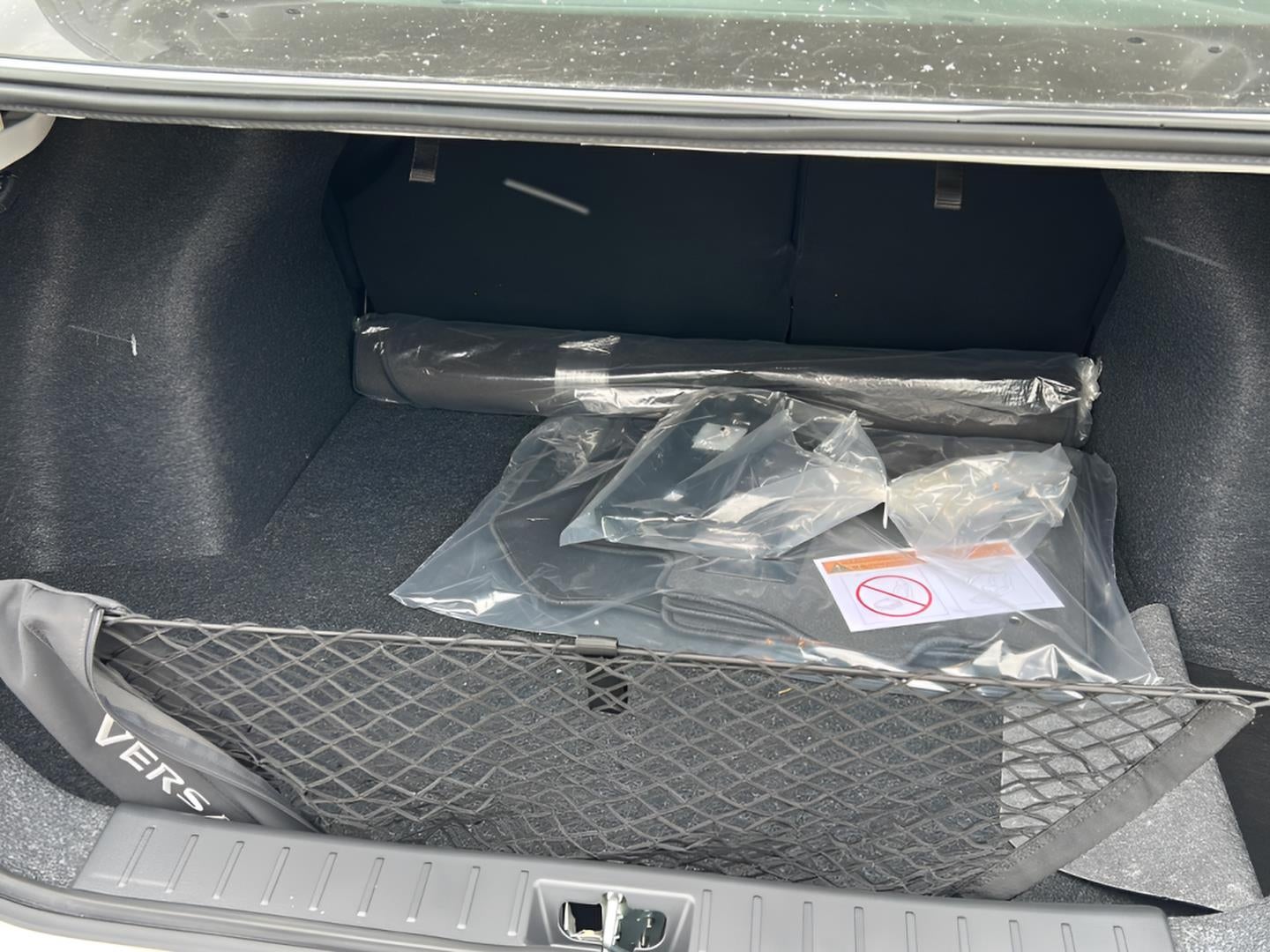 2025 Nissan Versa SR