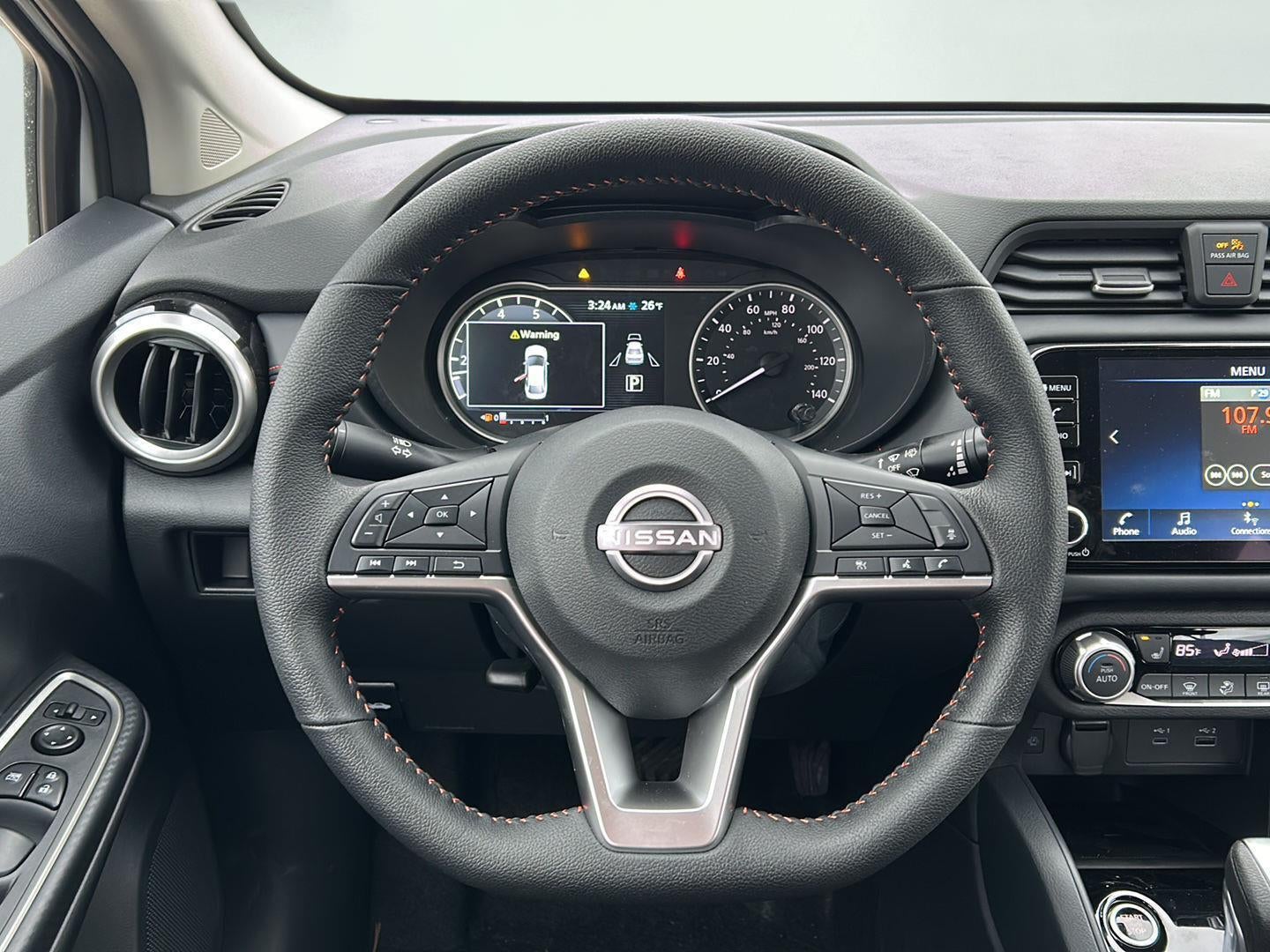 2025 Nissan Versa SR