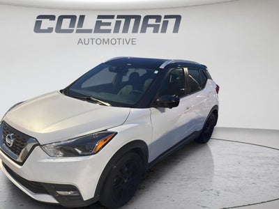 2020 Nissan Kicks SR