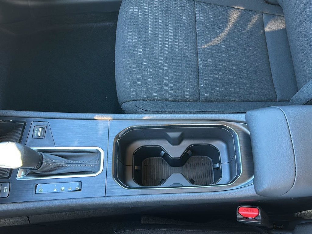 2027 Nissan Kicks S 15