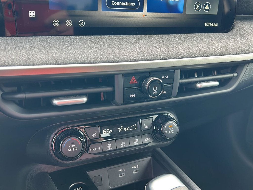 2027 Nissan Kicks SV