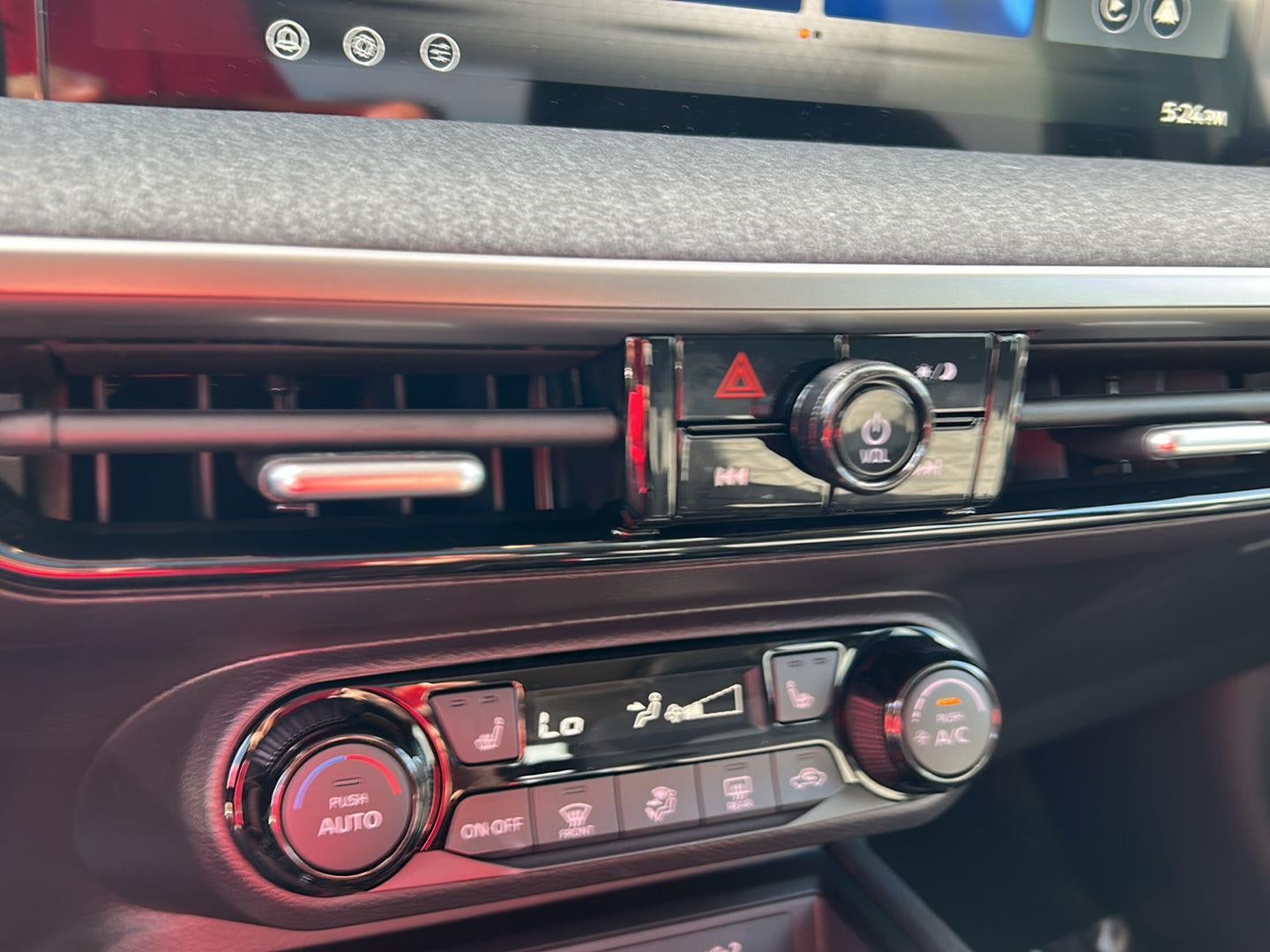 2026 Nissan KICKS SV AWD - Photo 13