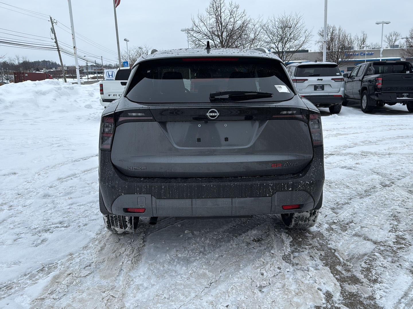 2026 Nissan Kicks SR