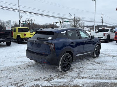 2026 Nissan Kicks SR