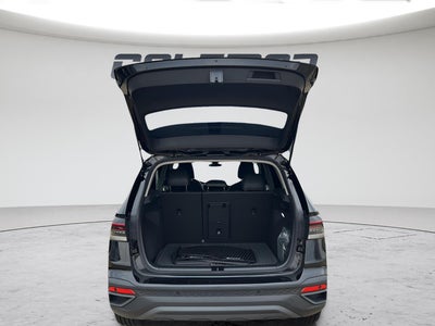2025 Volkswagen Taos SE Black