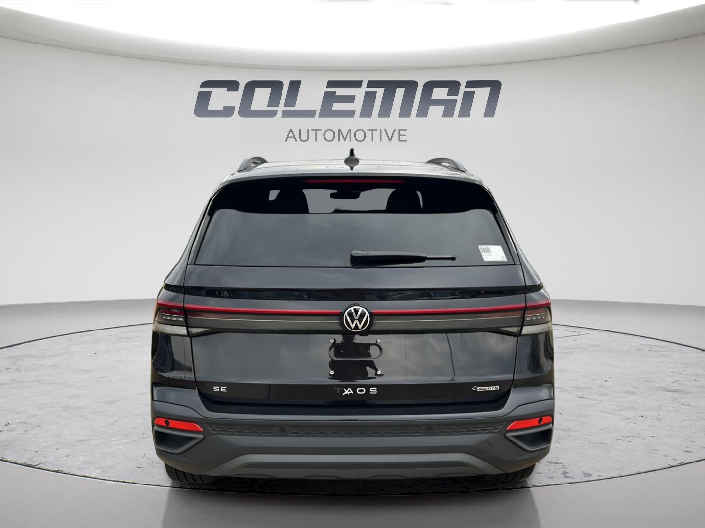 2025 Volkswagen Taos SE Black