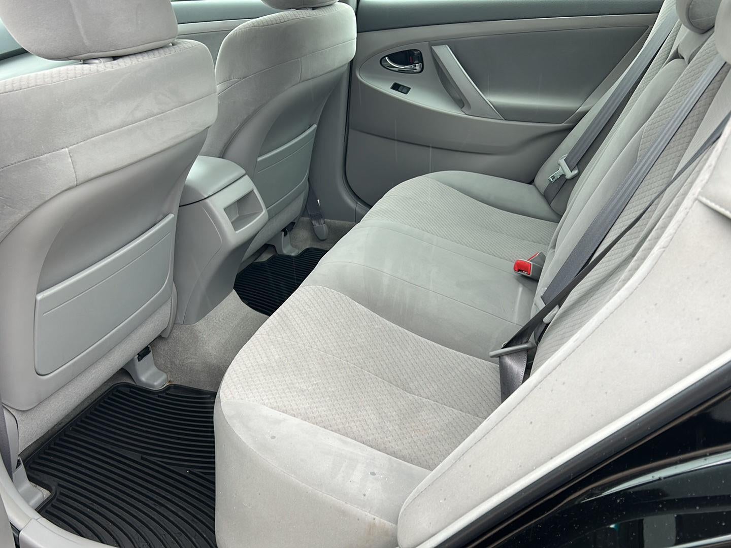 2009 Toyota Camry CE 5-Spd AT