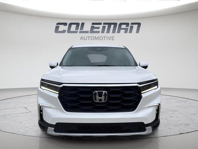 2023 Honda Pilot EX-L w/Rear Captain's Chairs