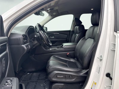 2023 Honda Pilot EX-L w/Rear Captain's Chairs