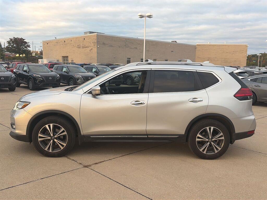 2017 Nissan Rogue SL