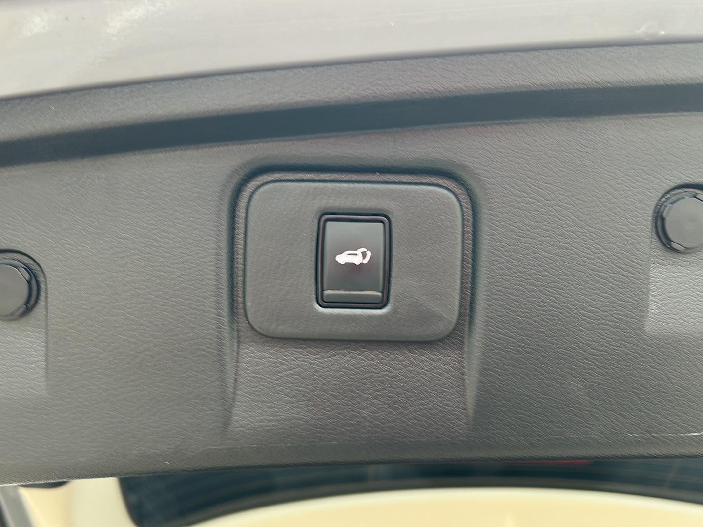 2023 Nissan Murano Platinum