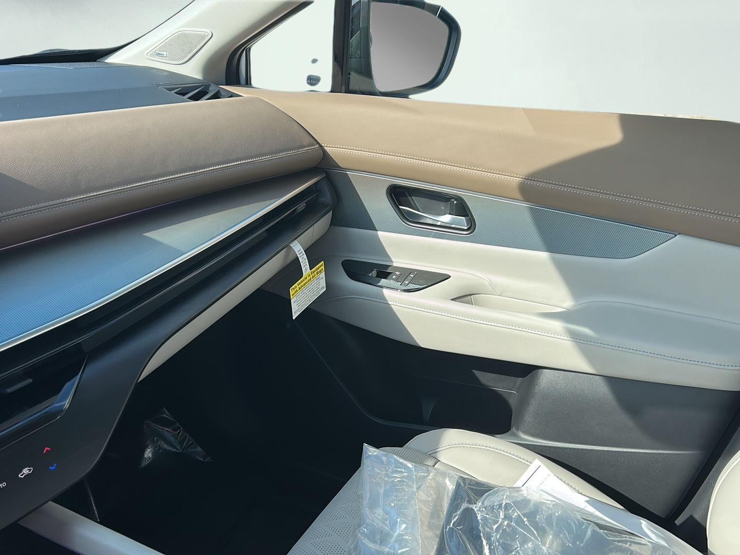 2026 Nissan N/A Platinum