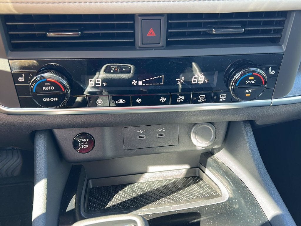 2027 Nissan Rogue Dark Armor