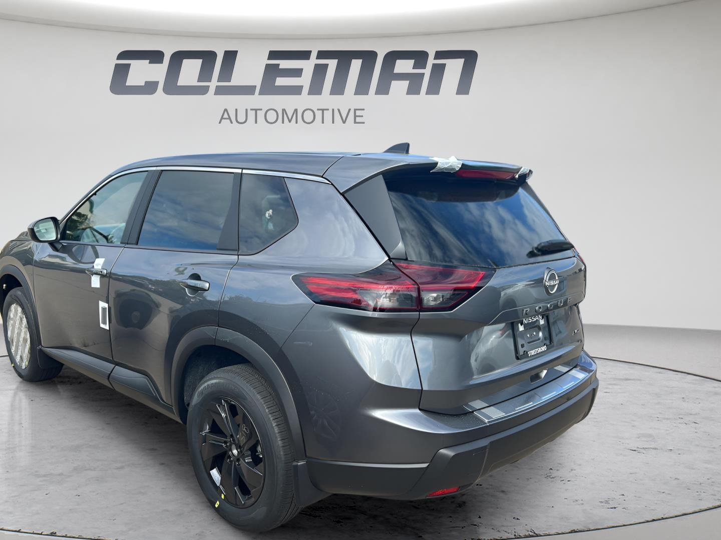 2027 Nissan Rogue SV