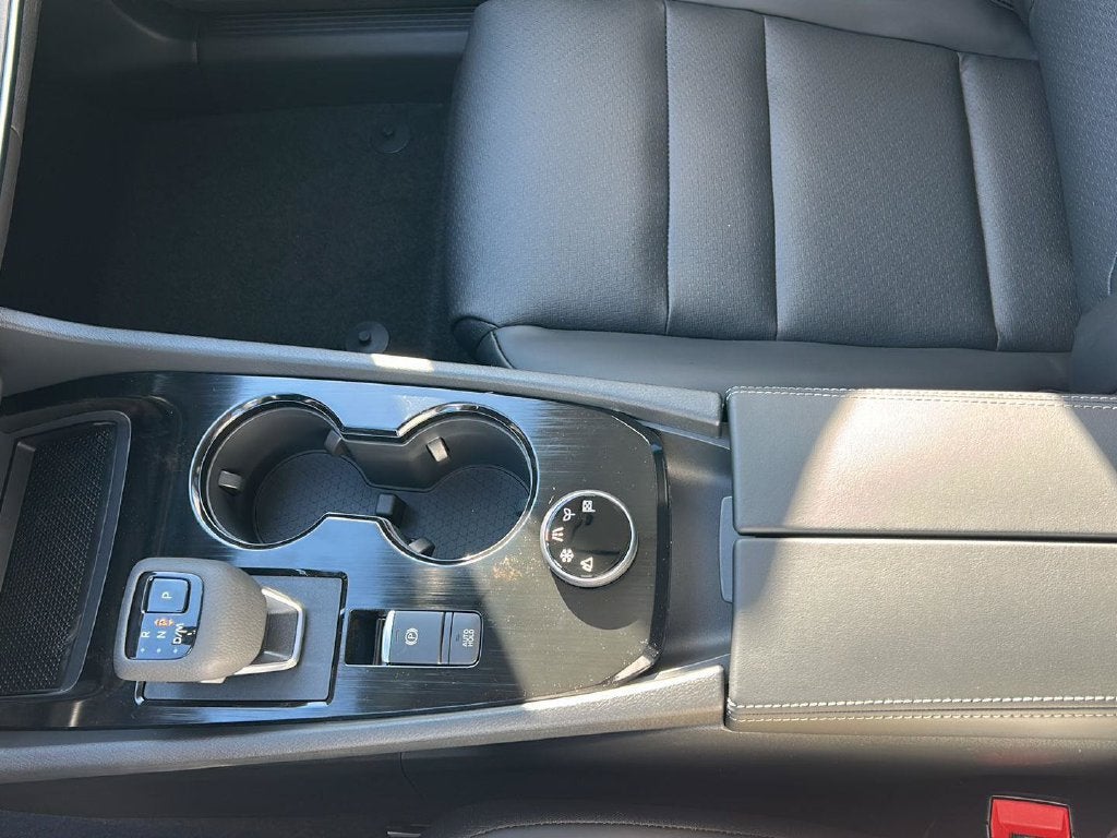 2027 Nissan Rogue Dark Armor
