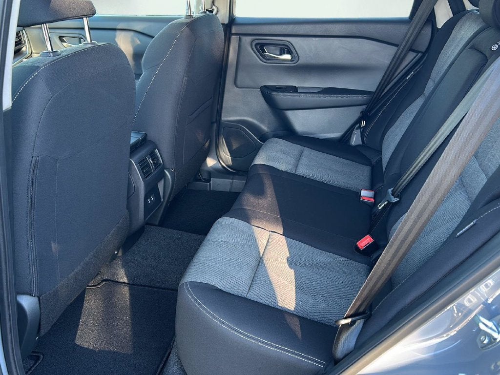 2027 Nissan Rogue SV