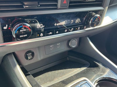 2026 Nissan Rogue SV