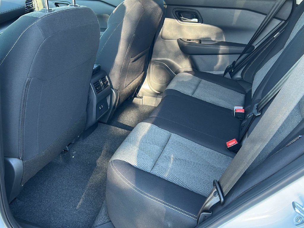 2027 Nissan Rogue SV