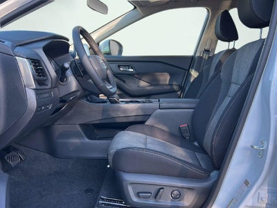2027 Nissan Rogue SV
