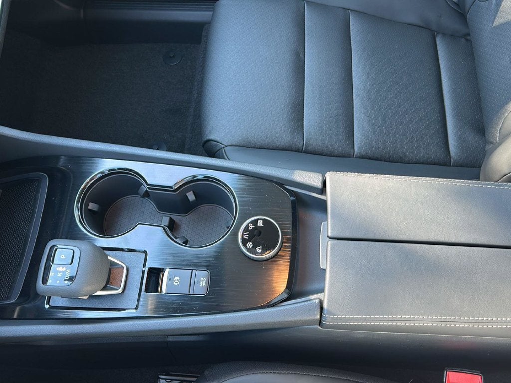 2027 Nissan Rogue Dark Armor