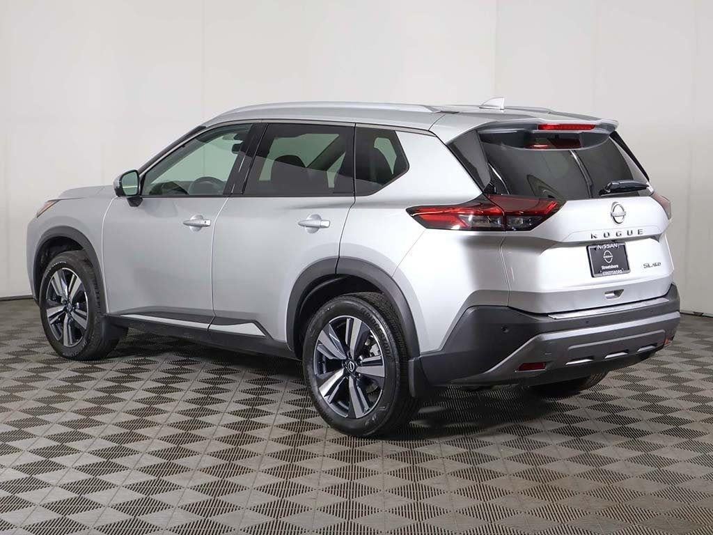 2022 Nissan Rogue SL
