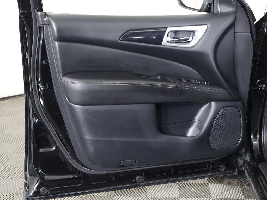 2020 Nissan Pathfinder S