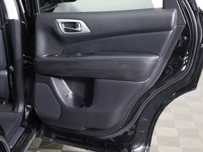 2020 Nissan Pathfinder S