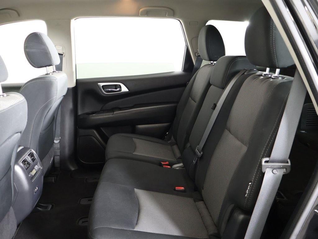 2020 Nissan Pathfinder S