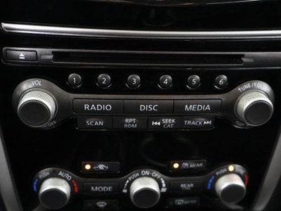 2020 Nissan Pathfinder S