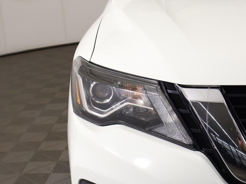 2020 Nissan Pathfinder SV