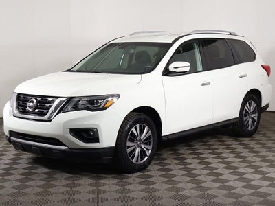 2020 Nissan Pathfinder SV