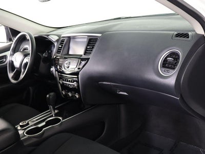 2020 Nissan Pathfinder SV