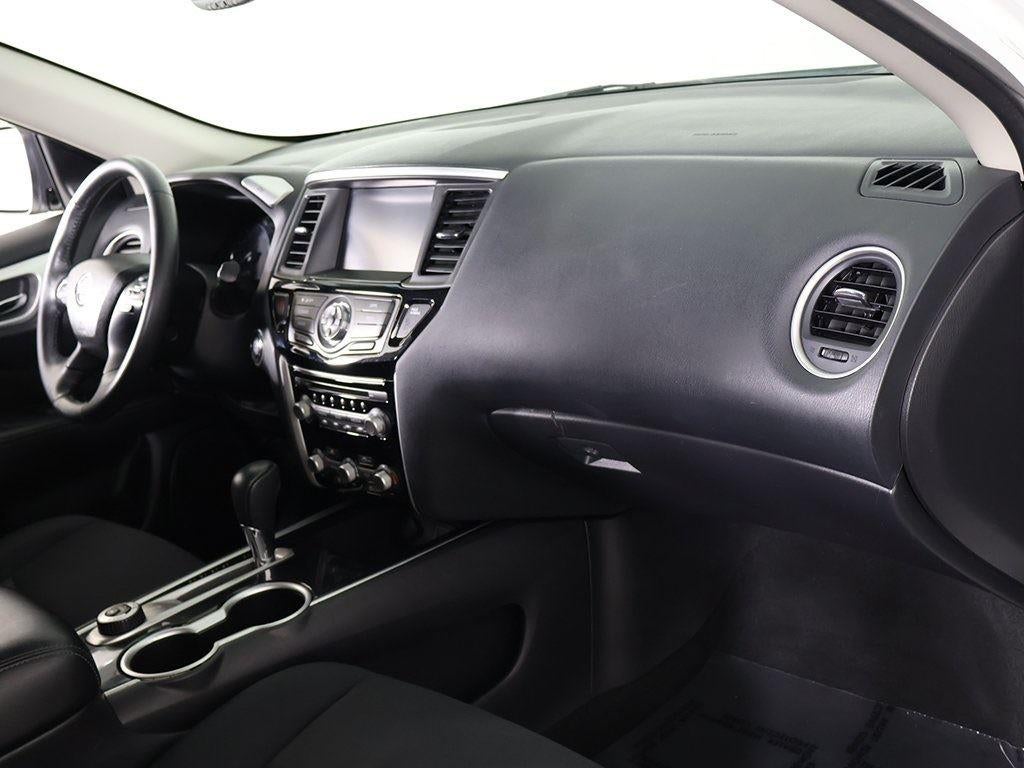 2020 Nissan Pathfinder SV