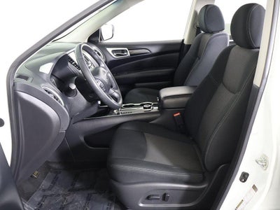 2020 Nissan Pathfinder SV