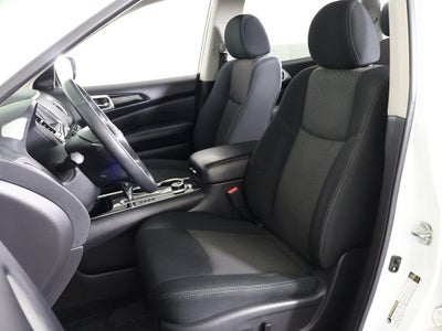 2020 Nissan Pathfinder SV